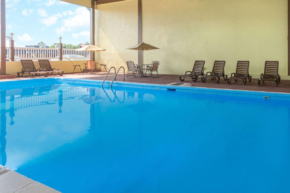 Quality Inn Waycross 34/58