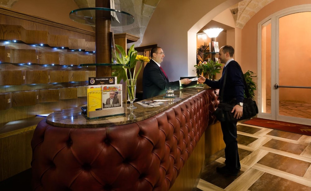 Le Club Boutique 6/55