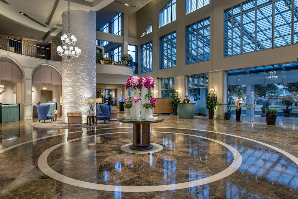 Sofitel Saigon Plaza Hotel 43/50