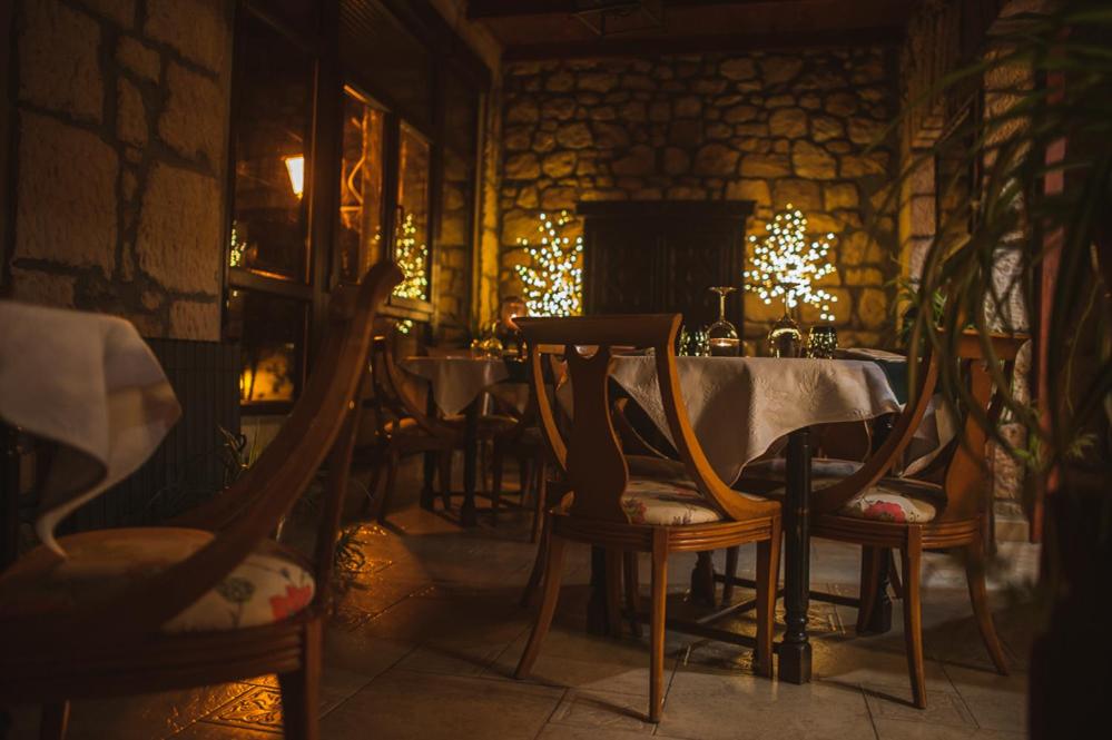 HOTEL BALNEARIO DE CORCONTE 47/58