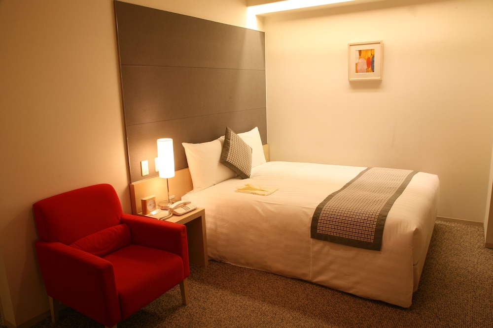 Hamilton Hotel Red 12/38