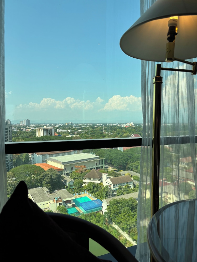 The Empress Chiang Mai Hotel 46/50