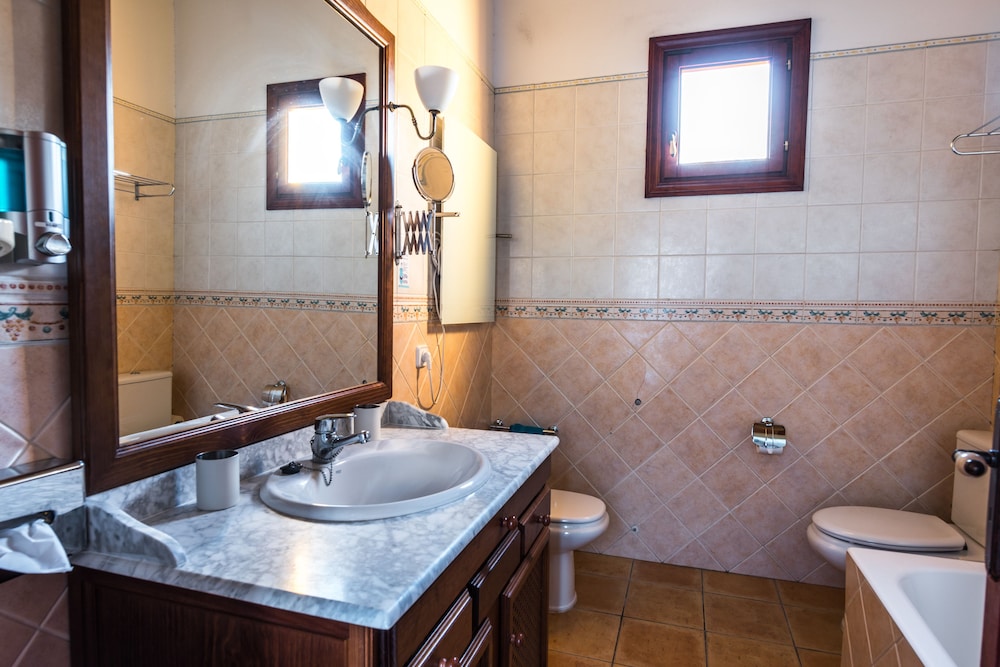 Hotel Rural Son Manera 65/65