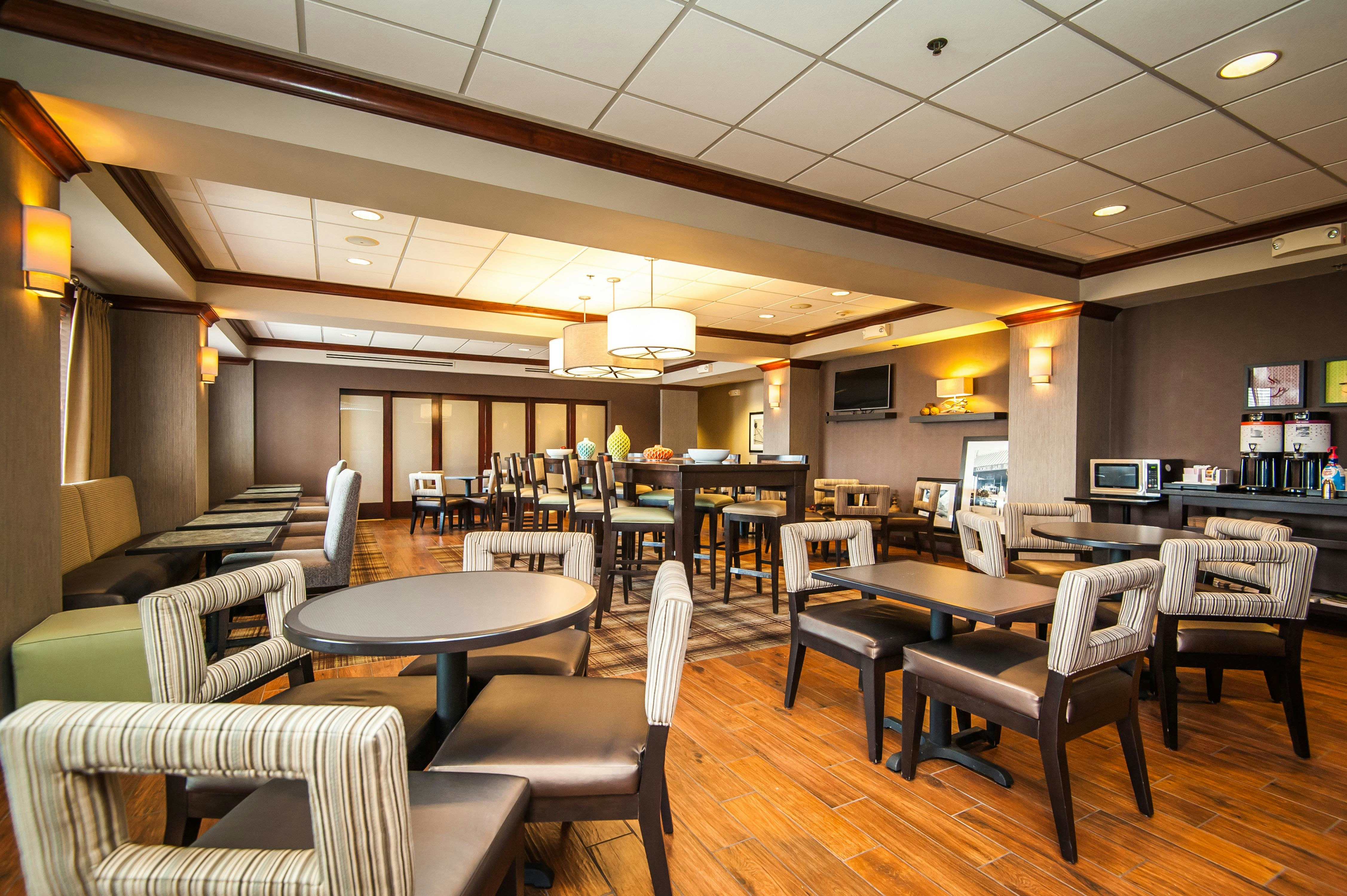 Hampton Inn South Kingstown-Newport Area 42/59