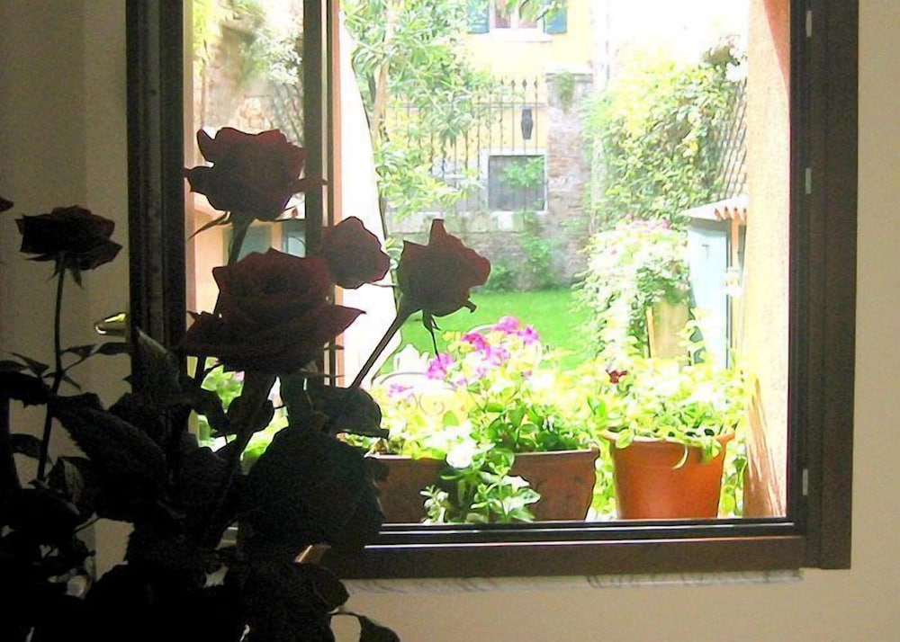 3749 Ponte Chiodo Guest House 18/46