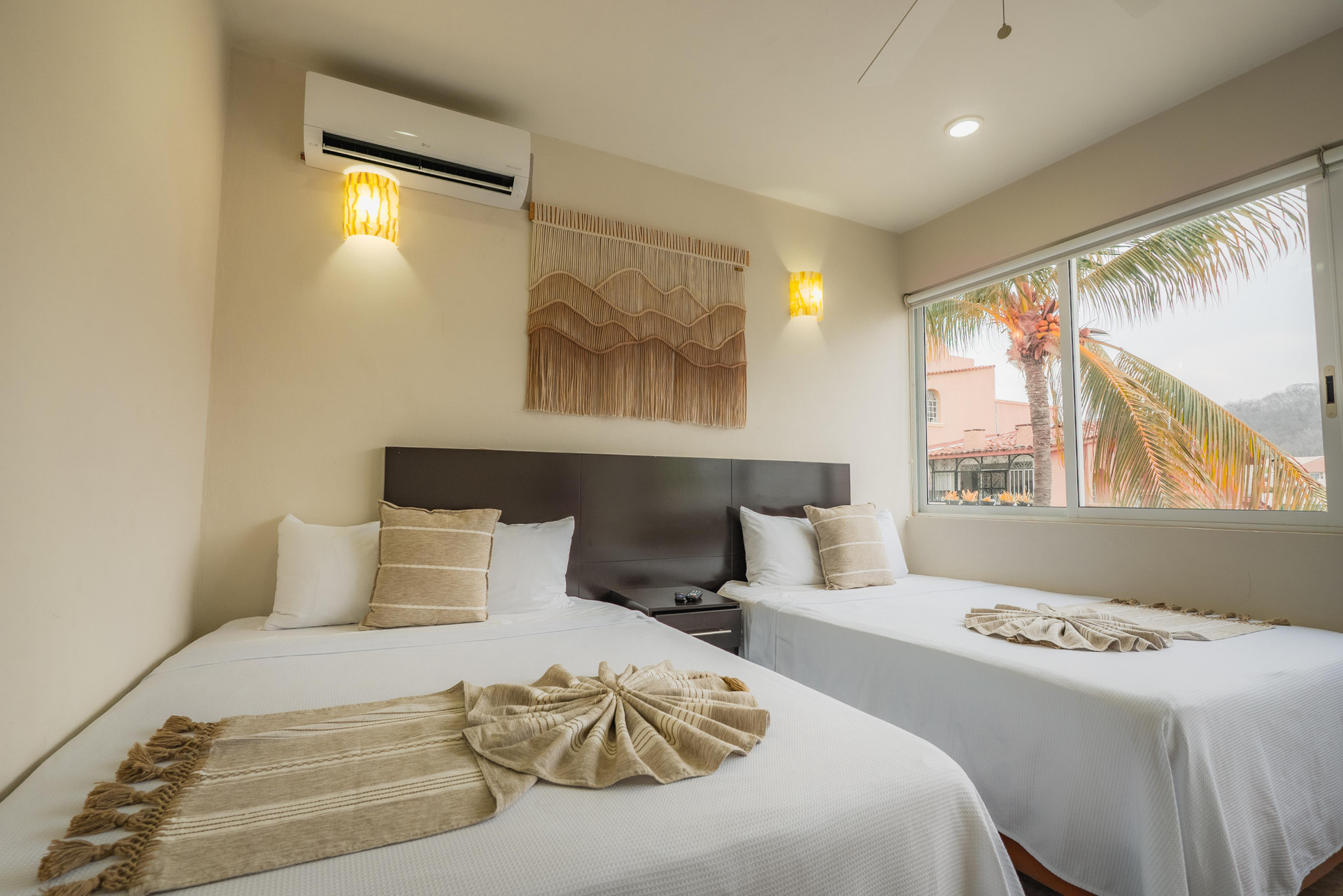 Superior, Suite, Twin Beds, Street View