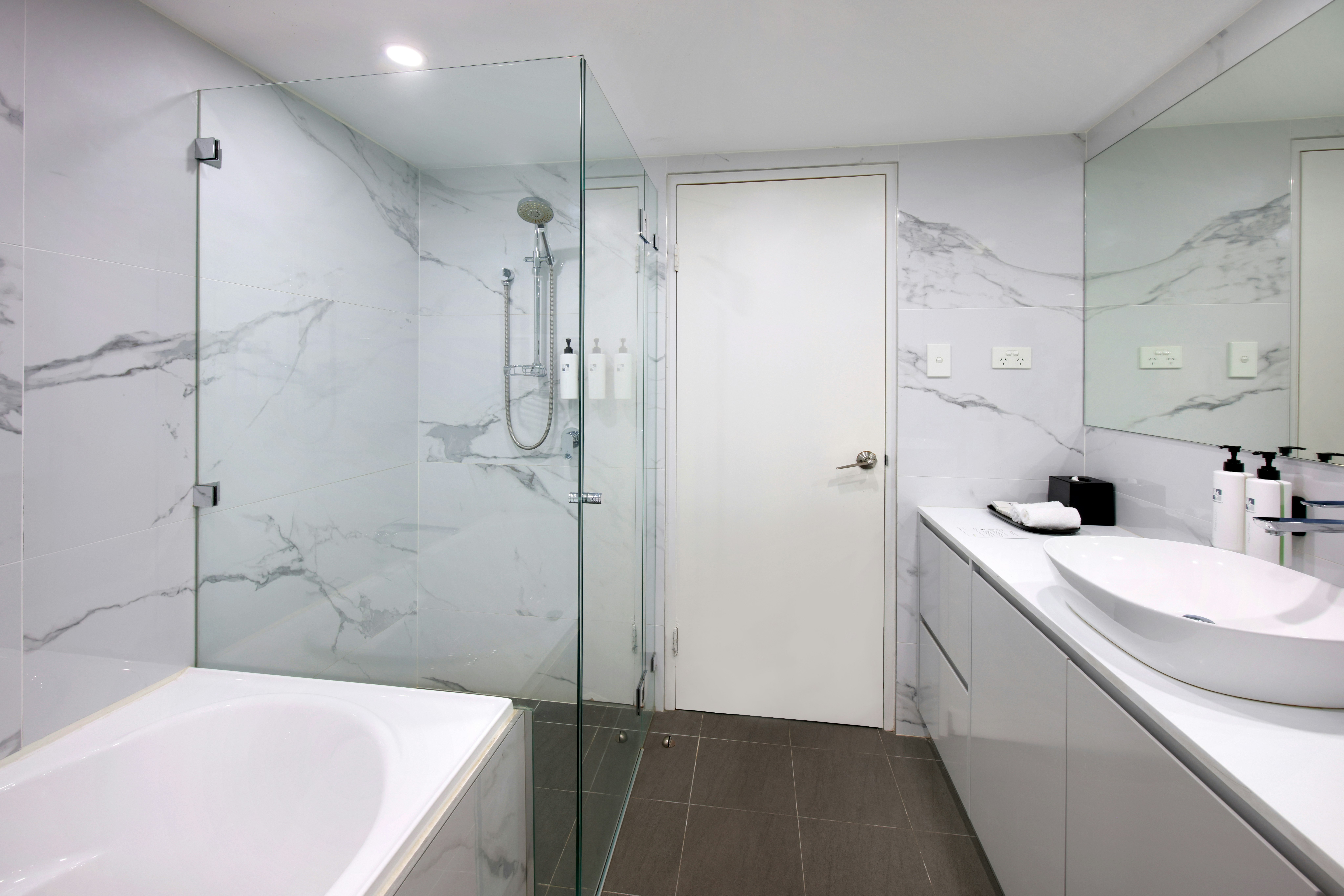 The York by Swiss-Belhotel 84/90