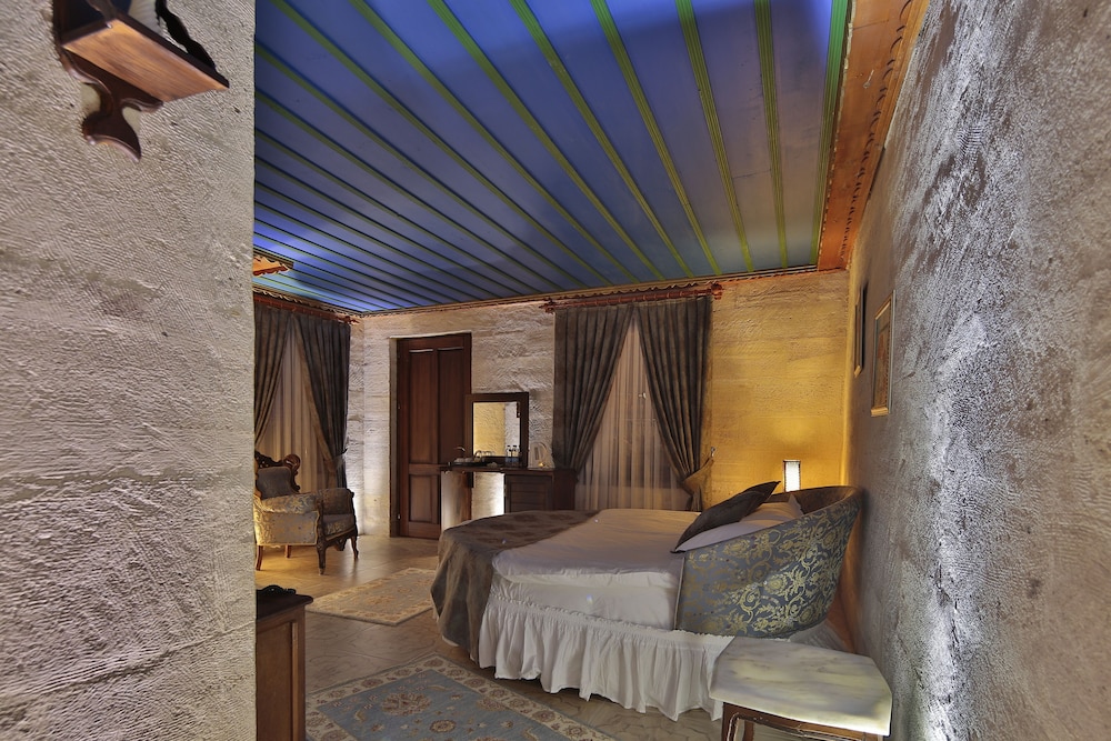 Hermes Cave Hotel 22/46