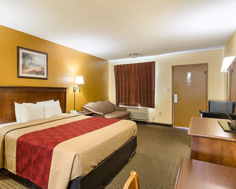 Econo Lodge Fredericksburg Near I-95 18/44
