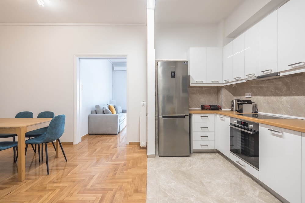 Victorias Secret Apartment 23/35