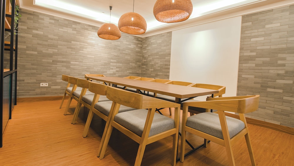 1o1 Urban Jakarta Kelapa Gading the Bnb 64/72