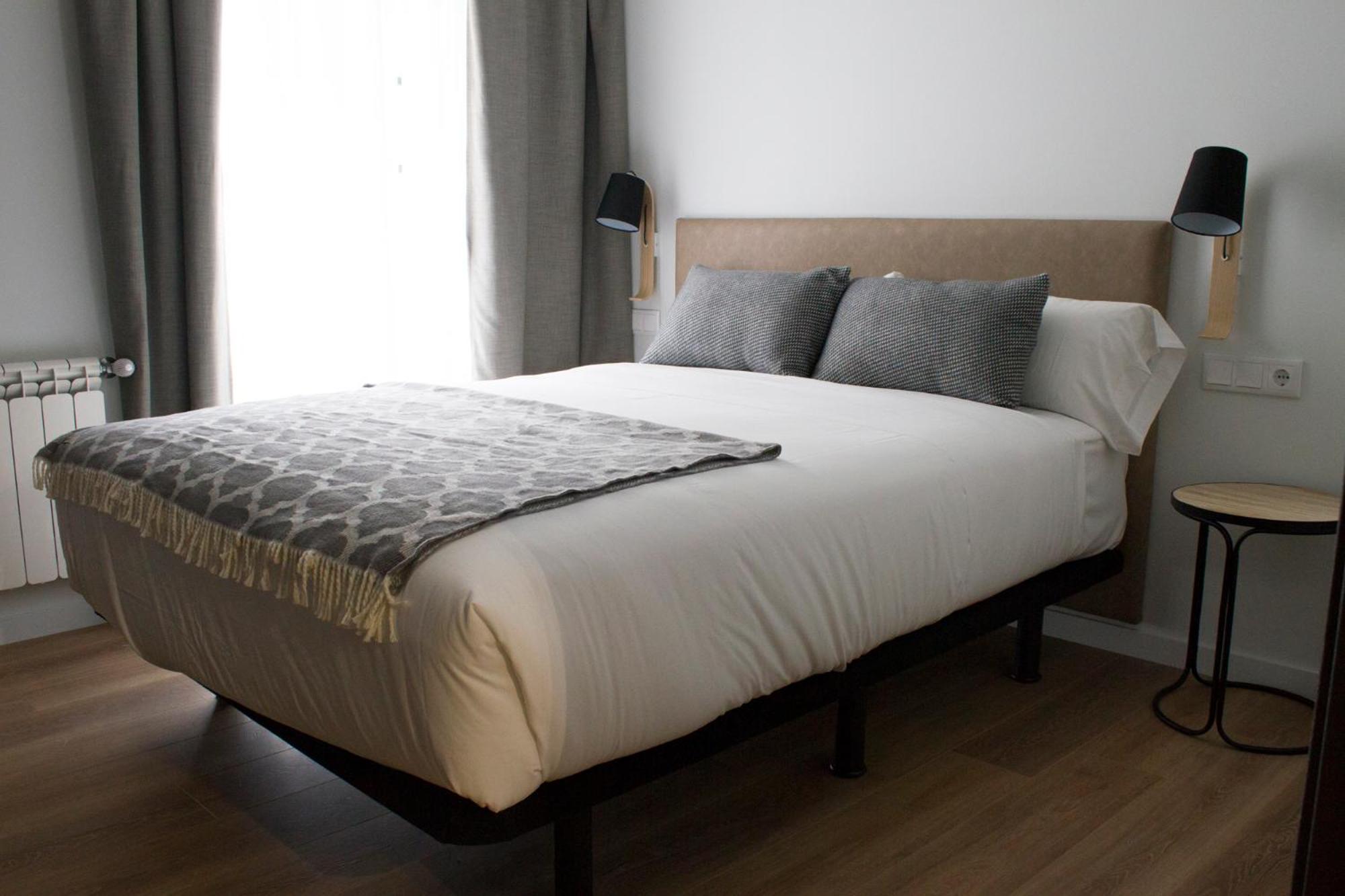 Lux Apartamentos Rosalia 2/17