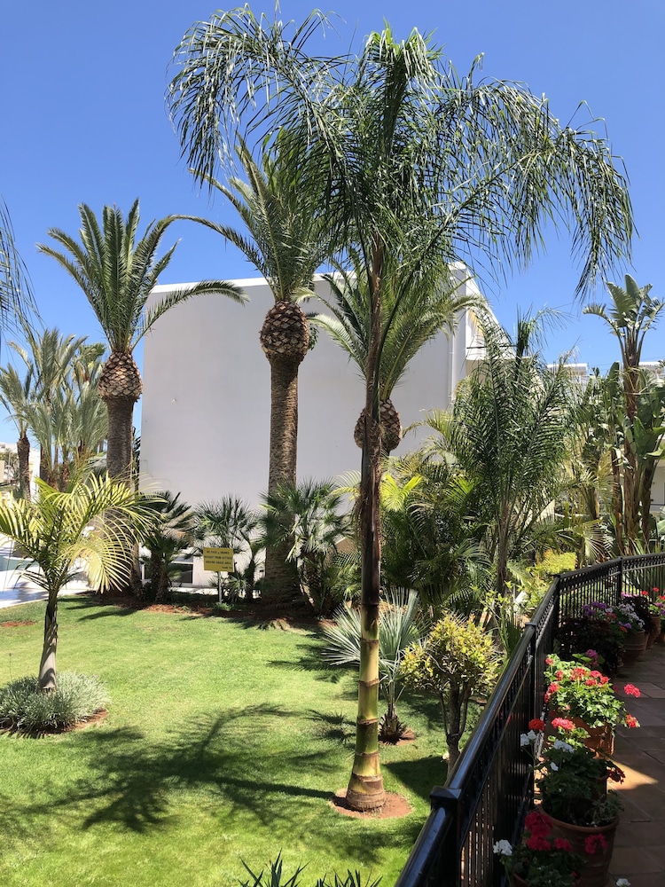 Dedalos Hotel 22/30