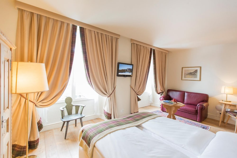 Hotel Bernina 1865 27/97