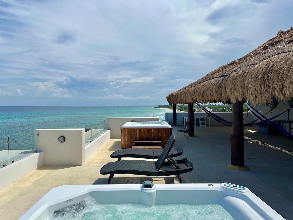 Angelina 28 Beachfront by Nah Hotels 27/53