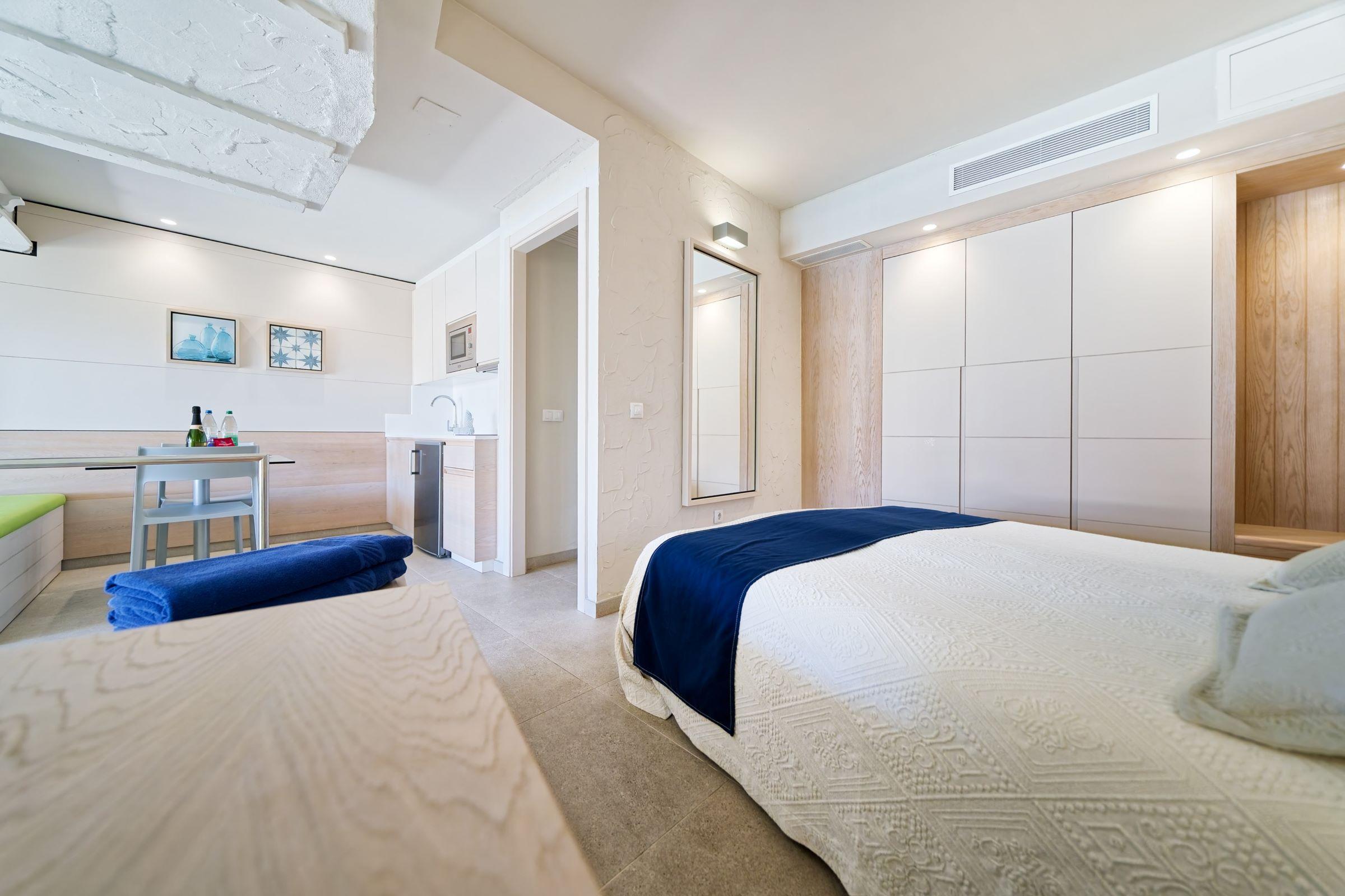 Studio, Balcony or Terrace