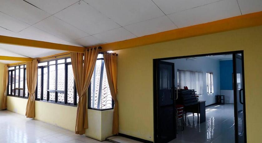 Reddoorz Plus Near Undip Tembalang 31/47