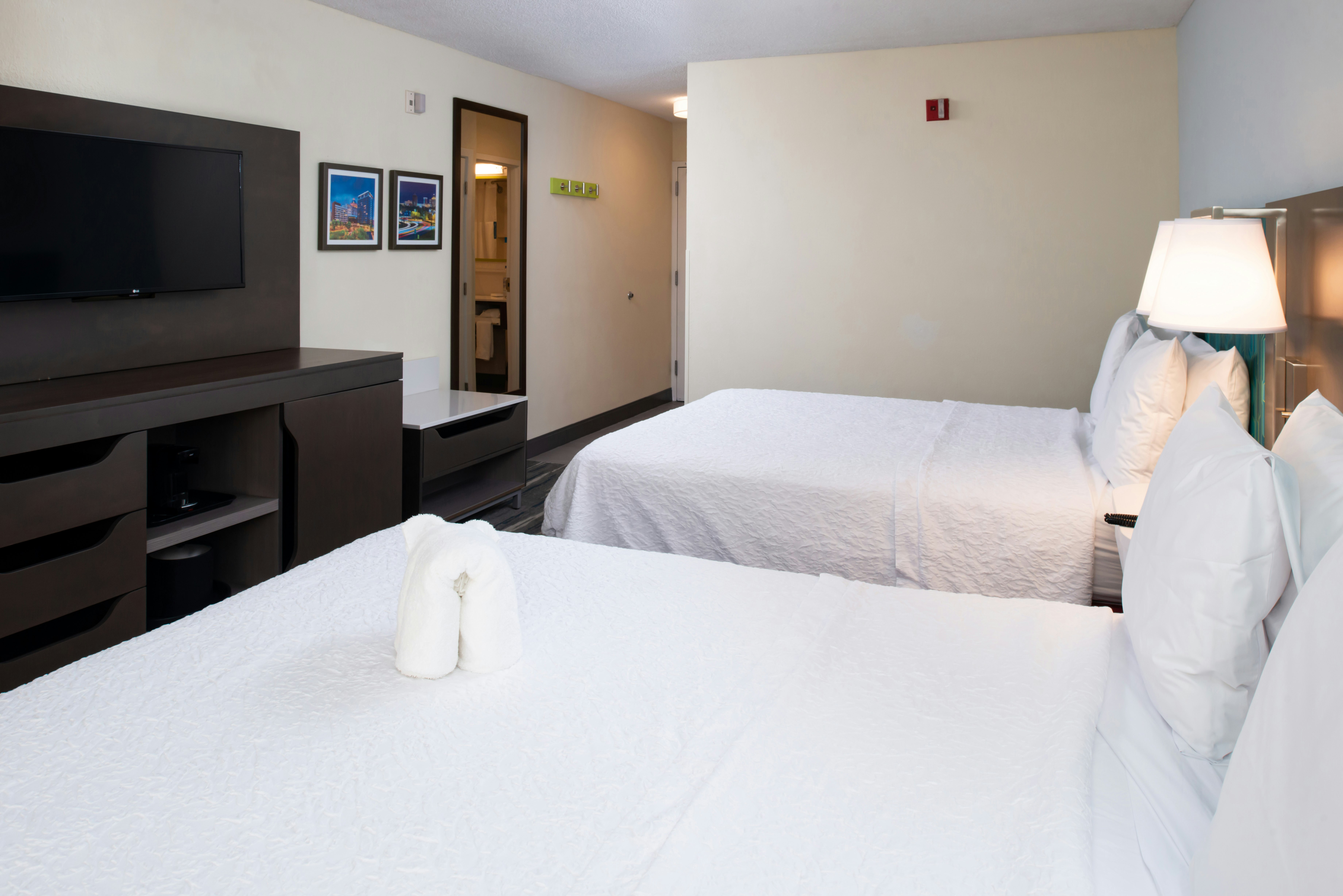 ROOM, 2 QUEEN BEDS, ACCESSIBLE
