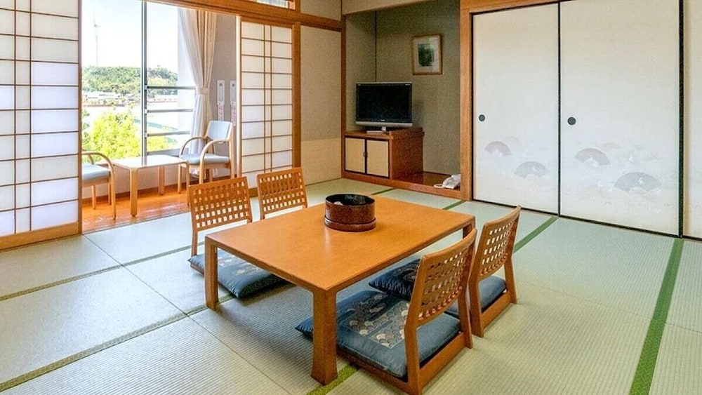 Awara Kitagata Onsen Kohanso Hana Yurari 24/29