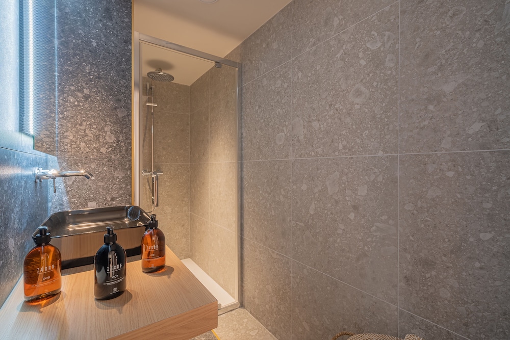 Yuna Porte Maillot - ApartHotel 29/50