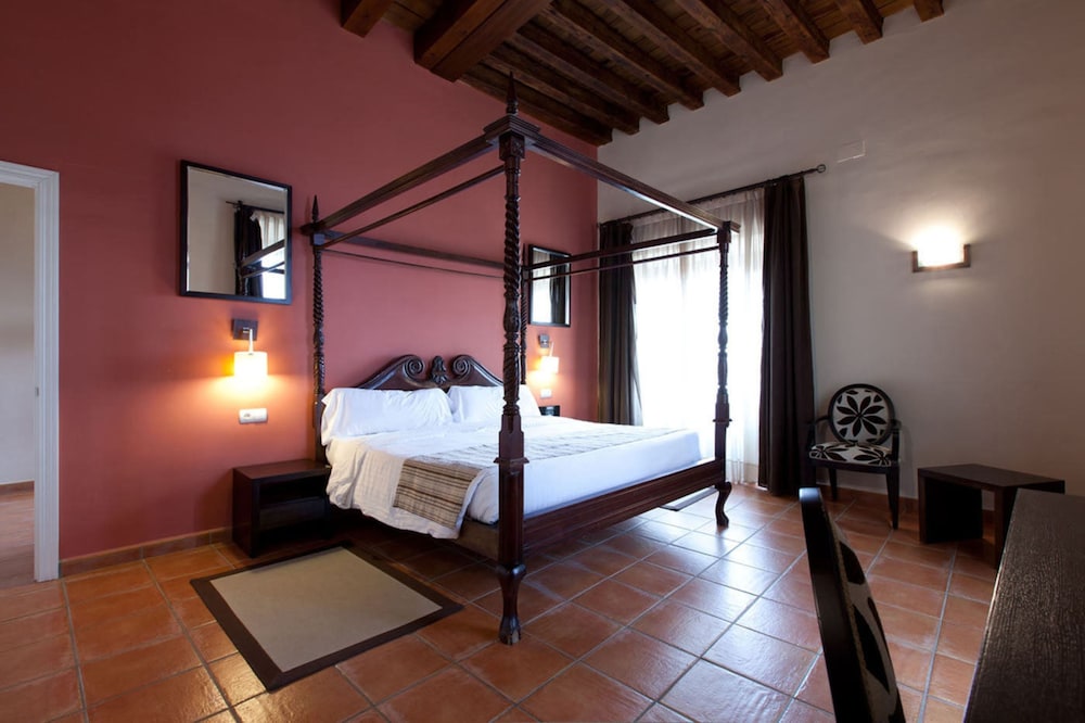 Hotel Convento del Giraldo 41/70
