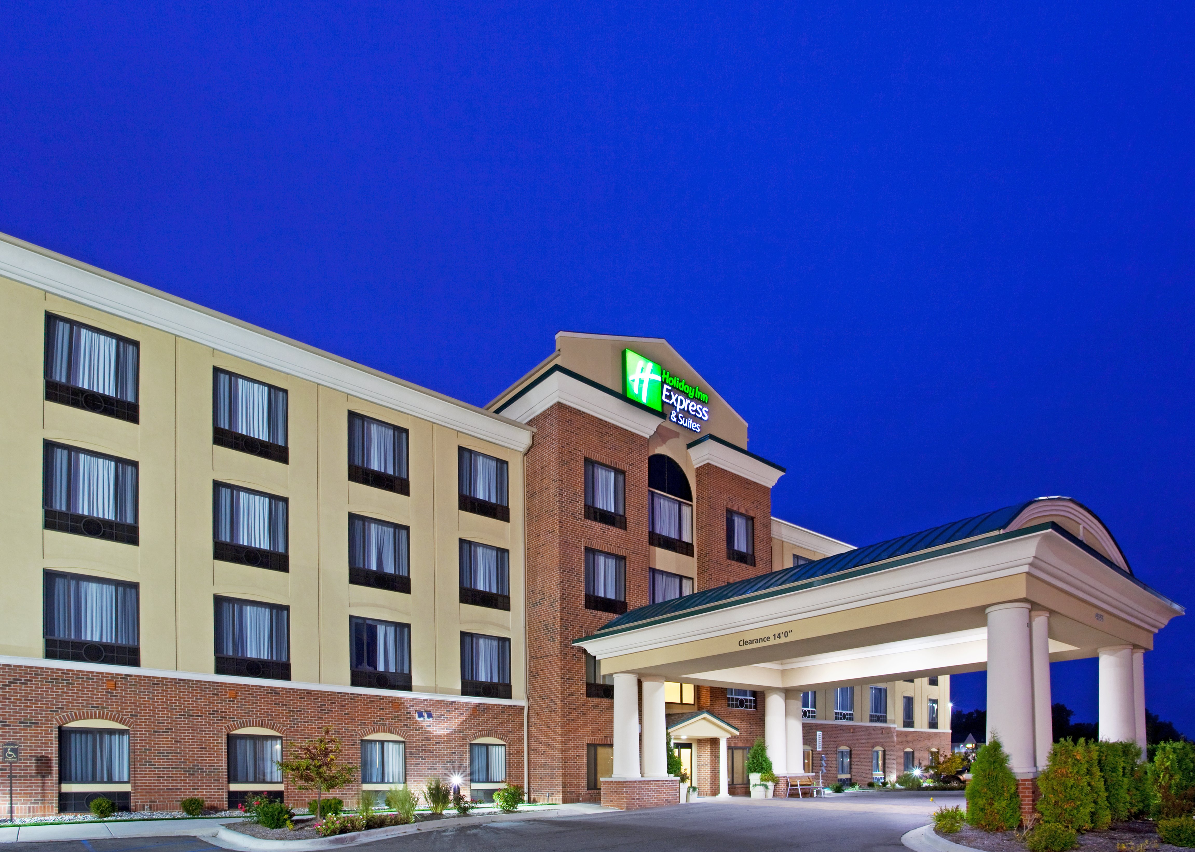 Holiday Inn Express Hotel Suites Detroit Utica 3/54