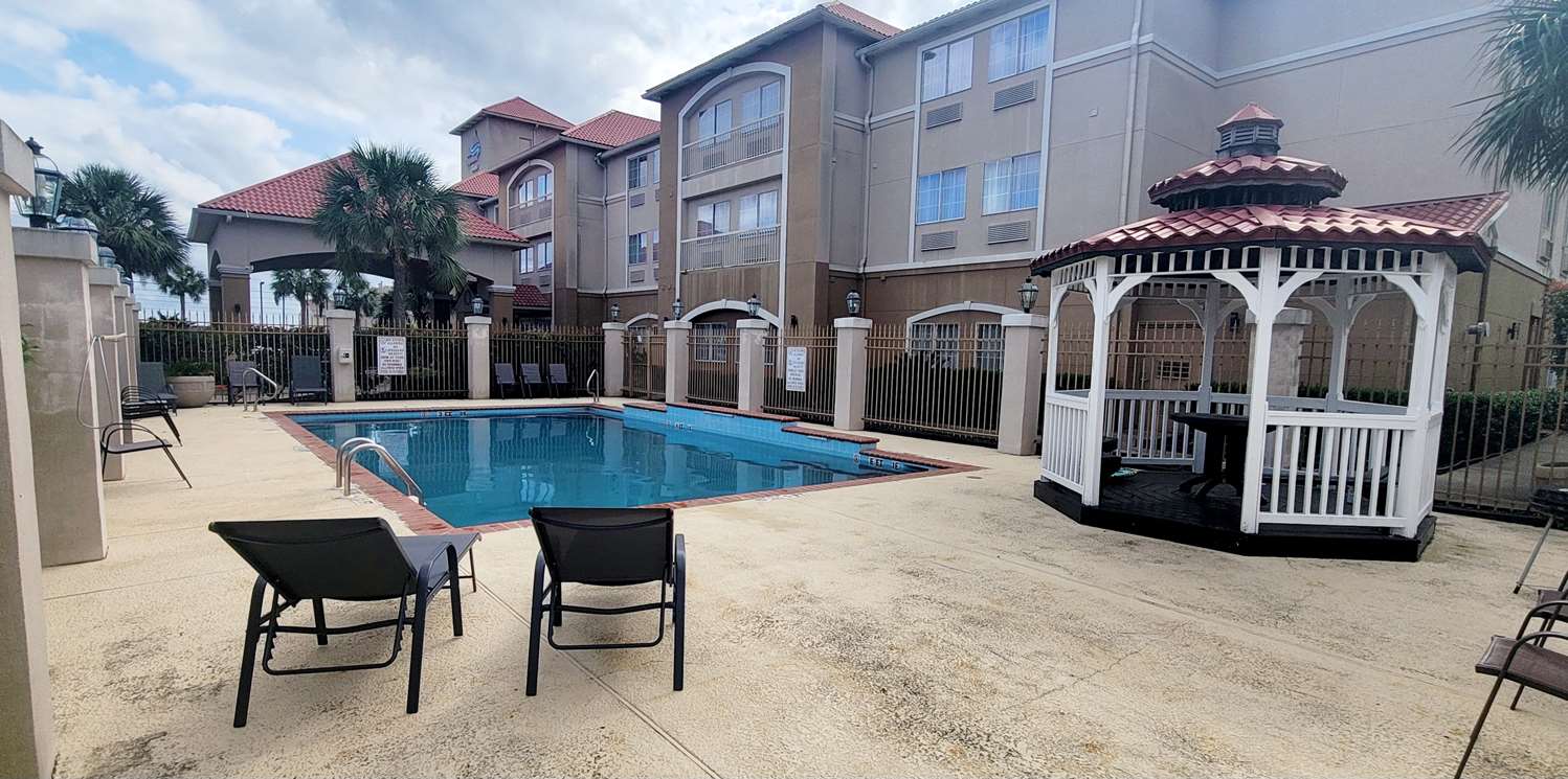 Kemah Edgewater Hotel, SureStay Collection by Best Western 21/21