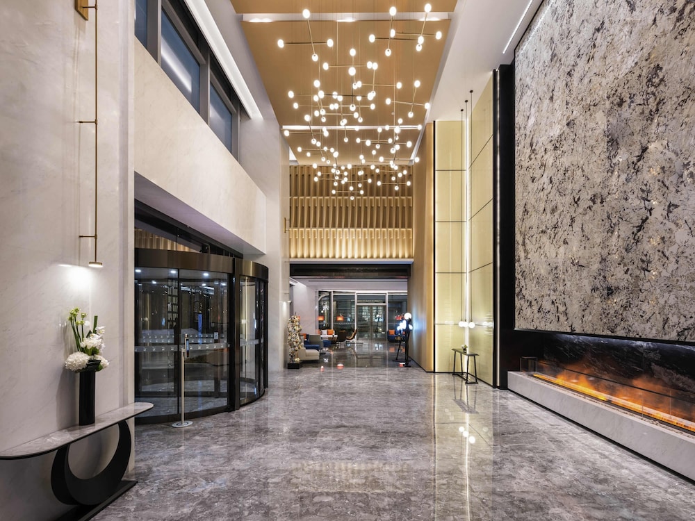 Novotel Shanghai Wanyuan 6/50