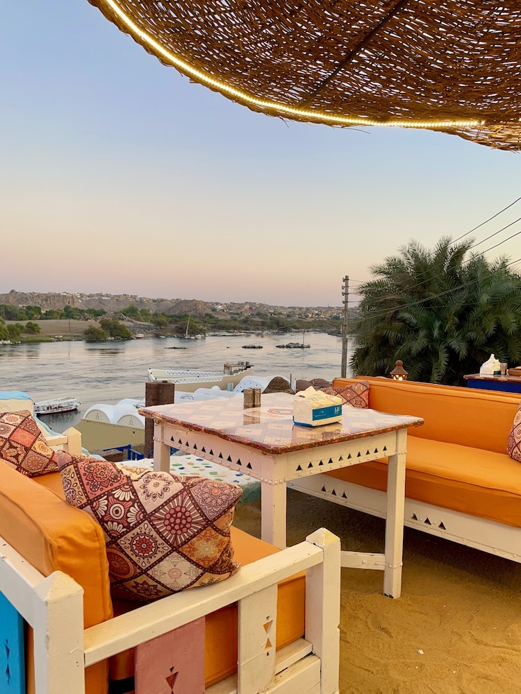 Nubian Palace 28/50