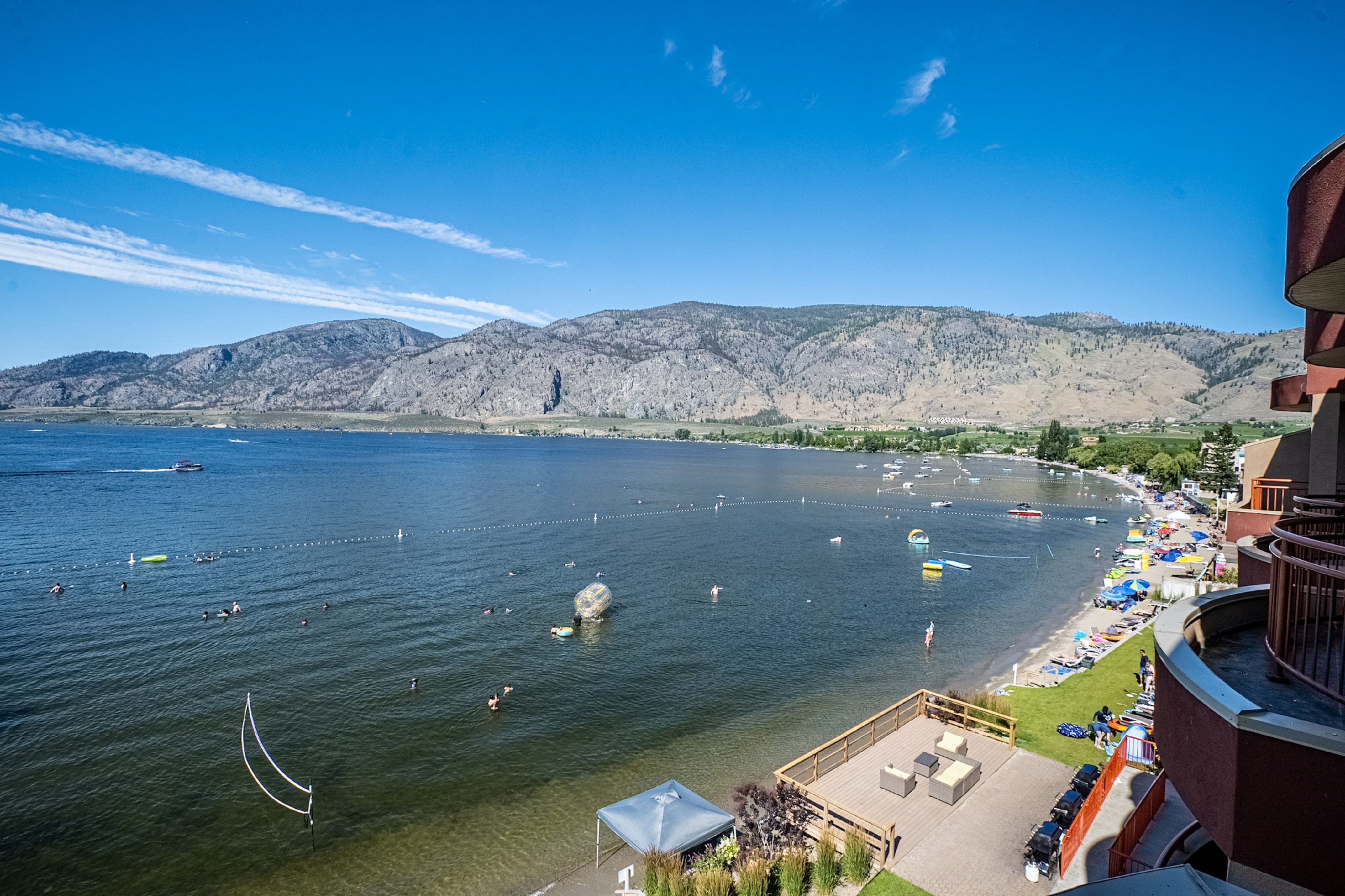 Holiday Inn Osoyoos 75/81