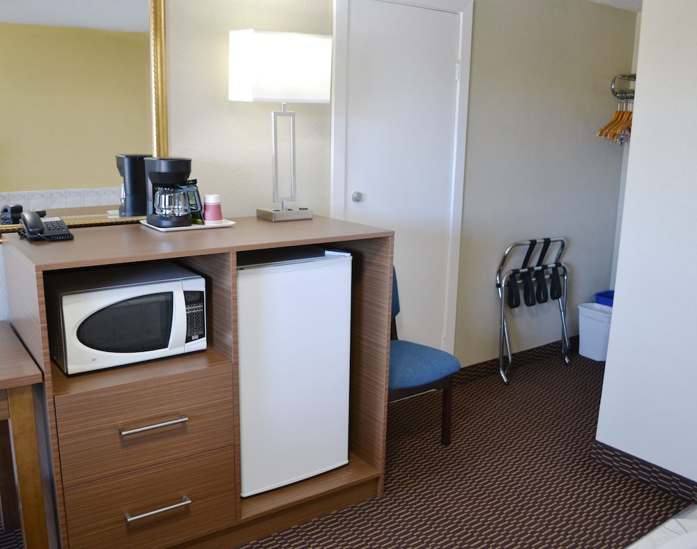 Motel6 Campbellford 29/50