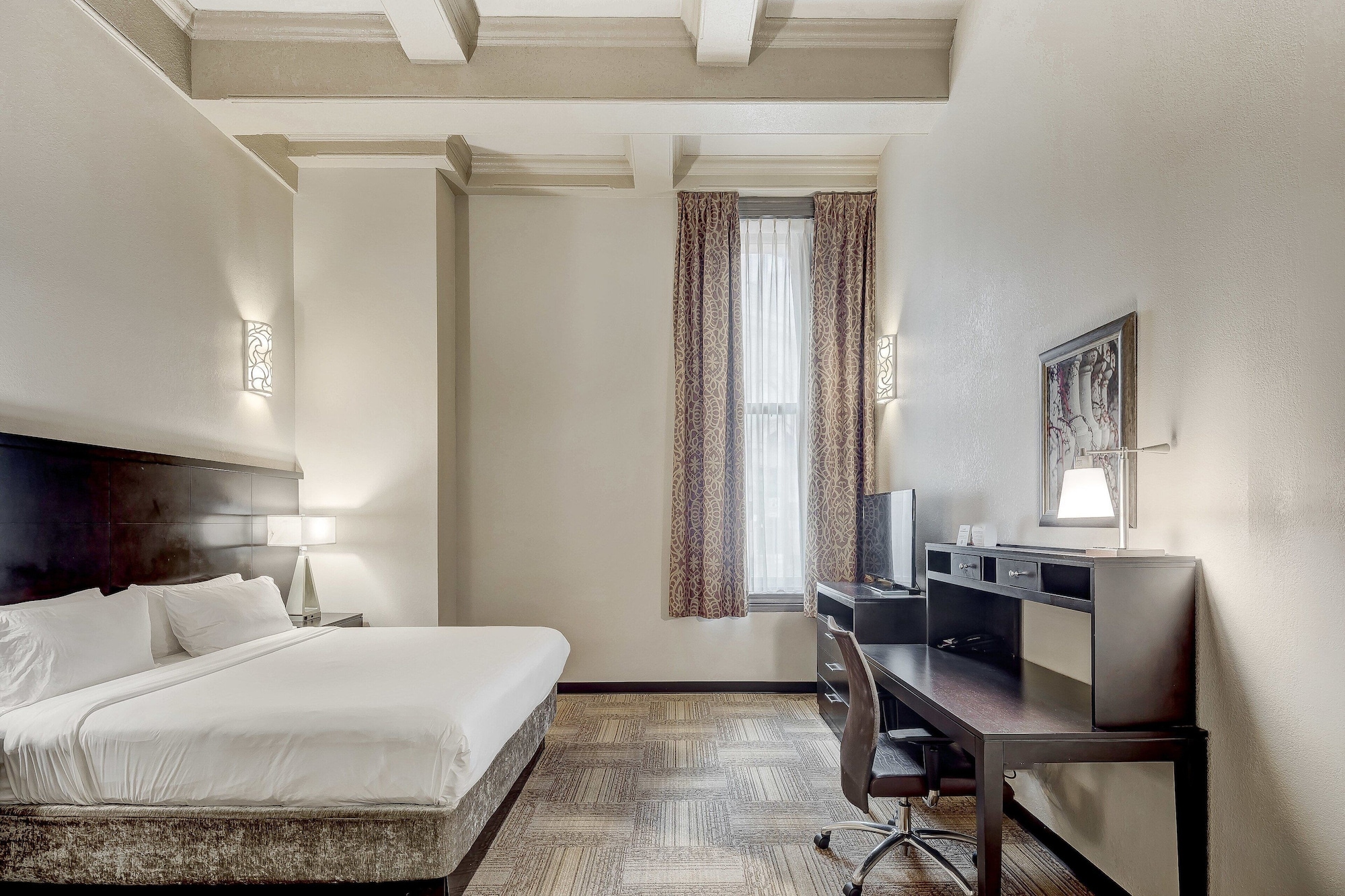 جناح استوديو بسرير كينج بمطبخ لذوي الإعاقة، Staybridge Suites BALTIMORE INNER HARBOR 2/6