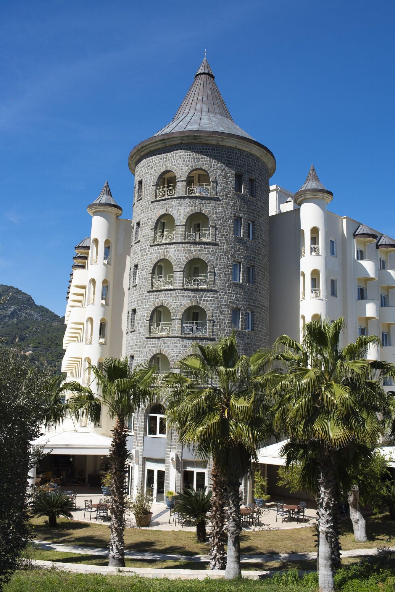 X Life Hotel Sarigerme - Adult Only +15 10/88