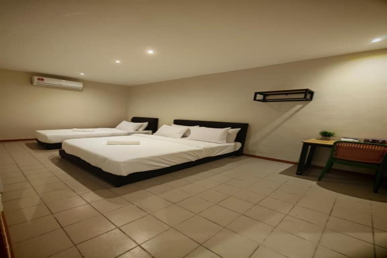 Swing & Pillows at Damansara Uptown 6/10