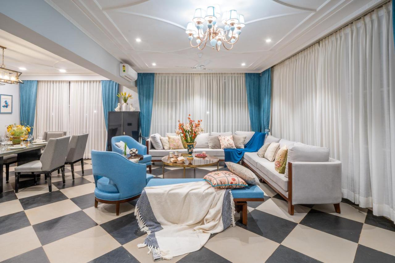 ELIVAAS Prive Suntuarios Casa Ikkebana 4 BHK With Jacuzzi, Pvt Pool and Bar 45/54