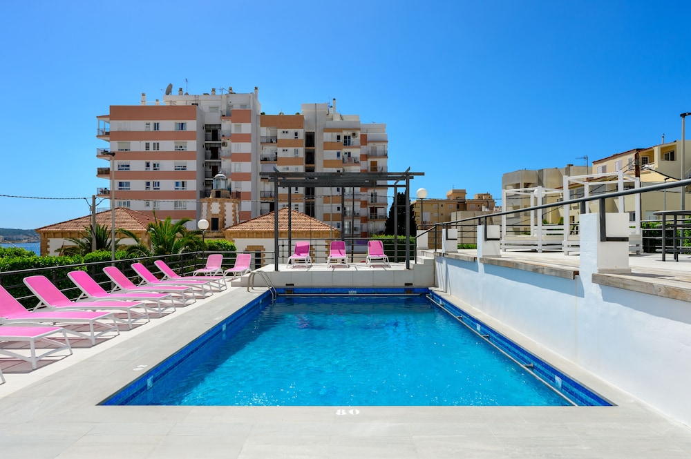 Aparthotel Vibra Sanan - Adults Only in SAN ANTONIO