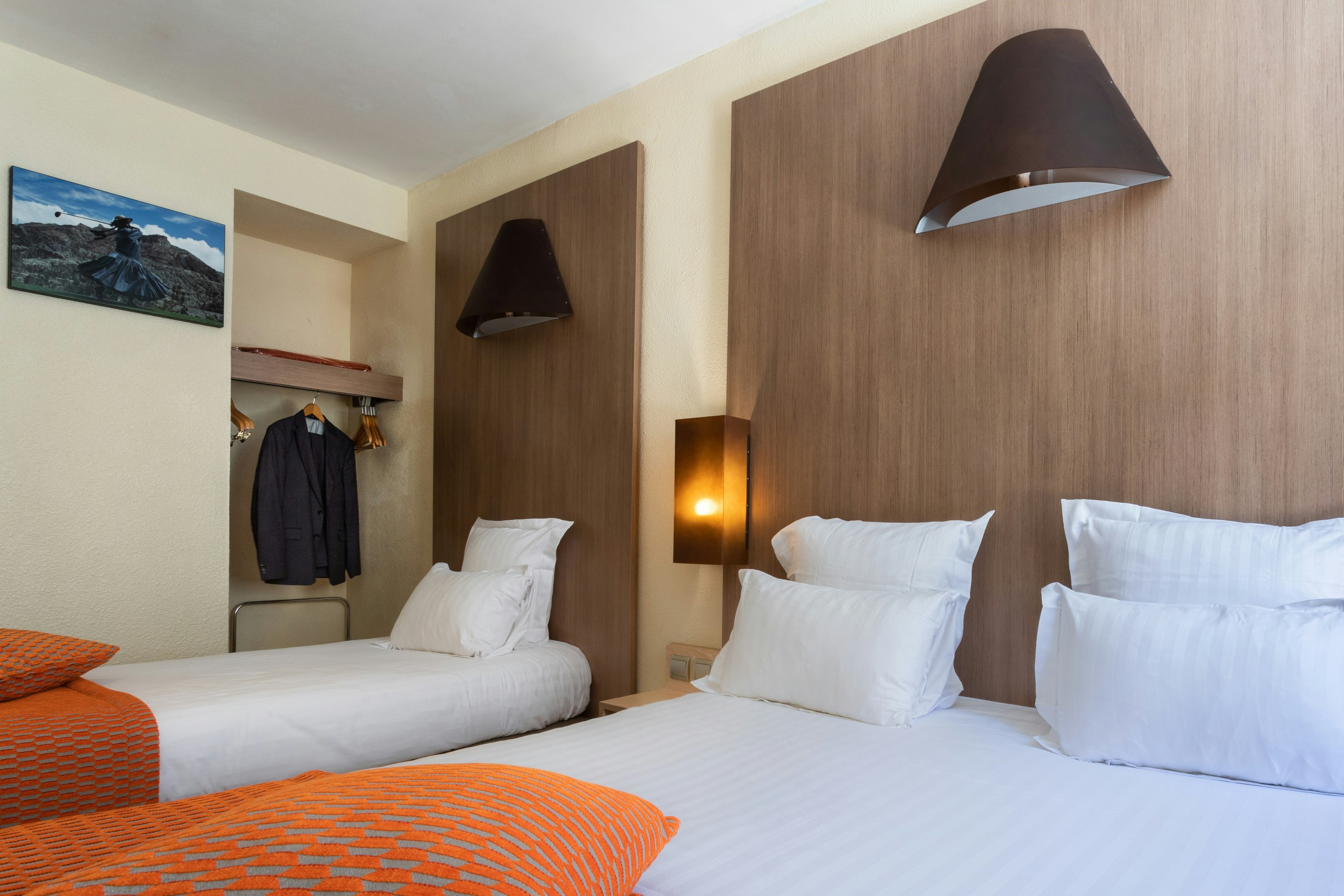 HOTEL CARRE VIEUX PORT 10/24