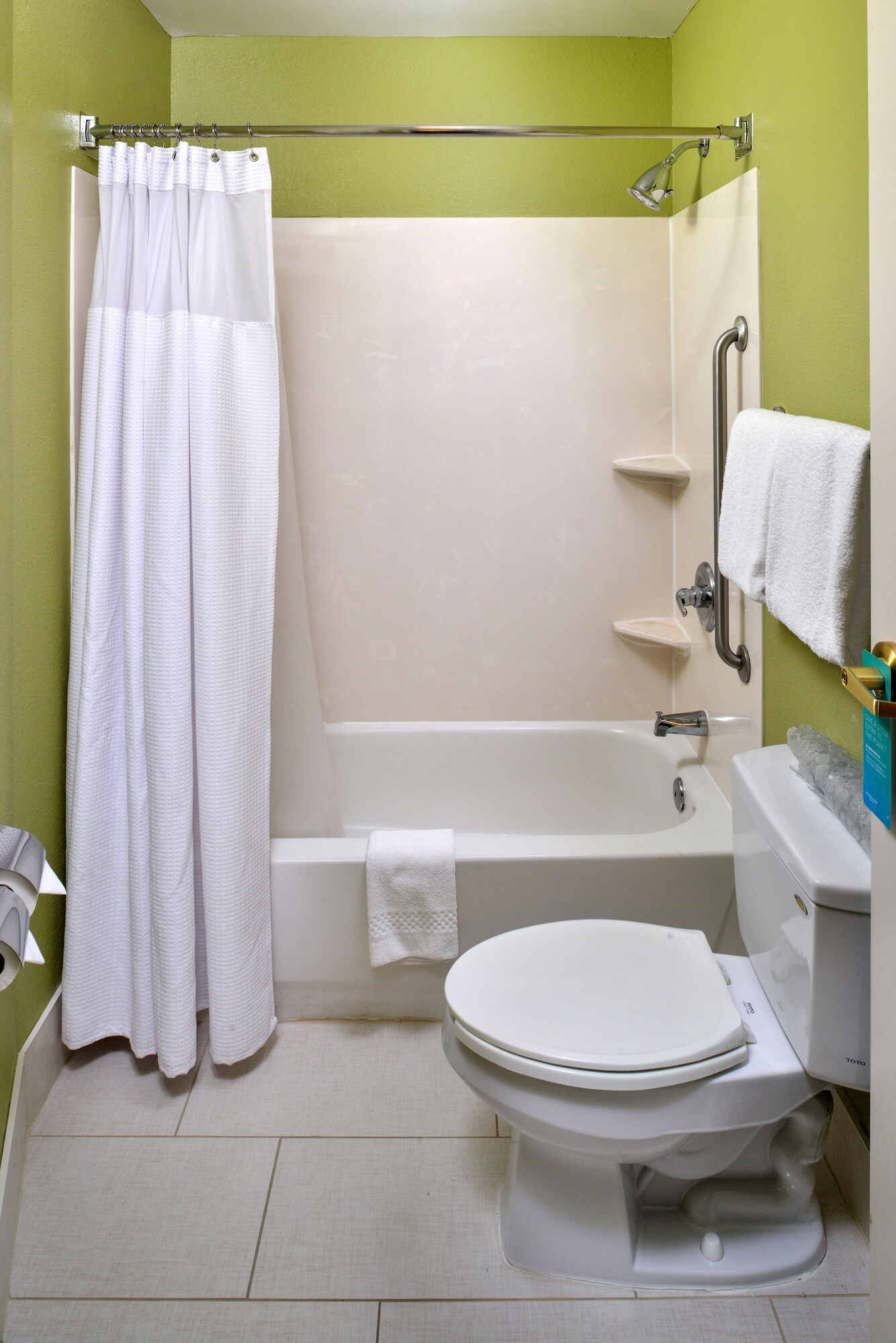 استوديو بسرير كينج مع أريكة، SpringHill Suites by Marriott Charleston Riverview 3/5