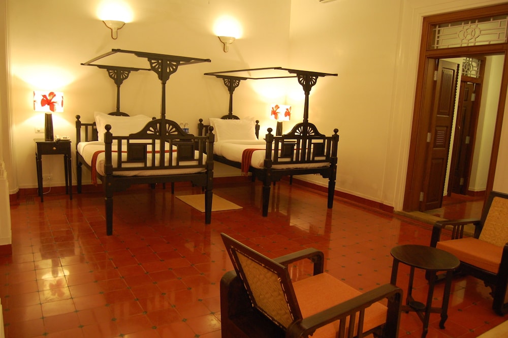 Visalam Hotel 26/33