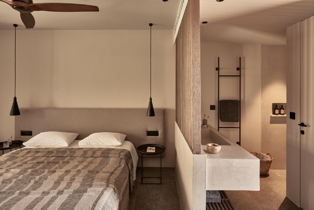 JUNIOR SUITE, ROOF GARDEN