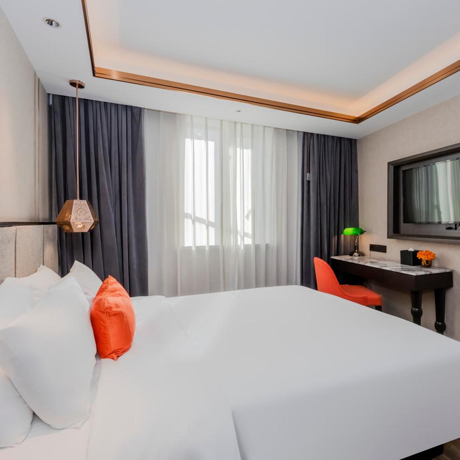 Yitel Premium (Shanghai people's Square Nanjing Road Pedestrian Street shop) 14/47