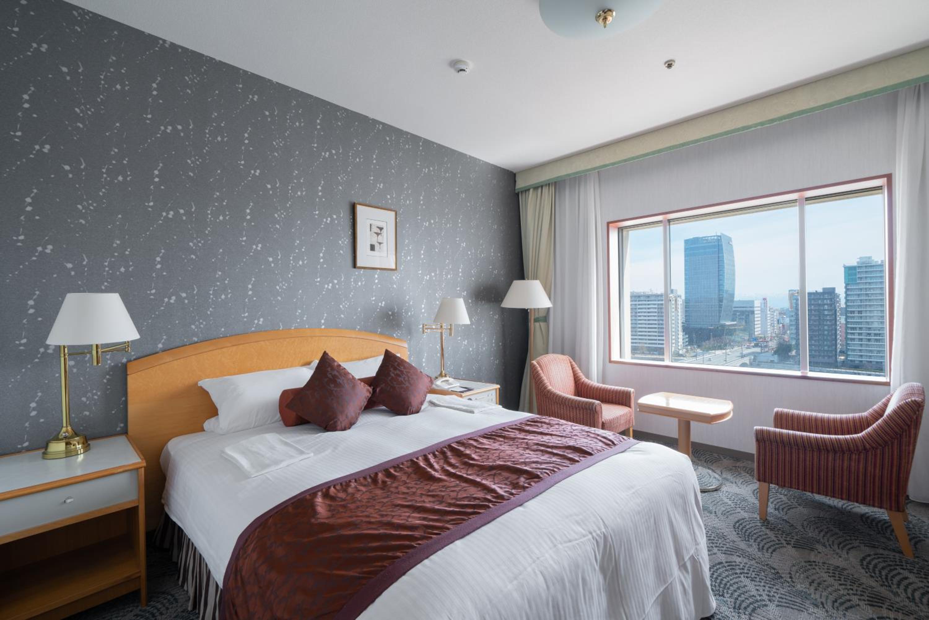 غرفة قياسية بسرير مزدوج بإطلالة على النهر، Hotel Okura Niigata 2/2