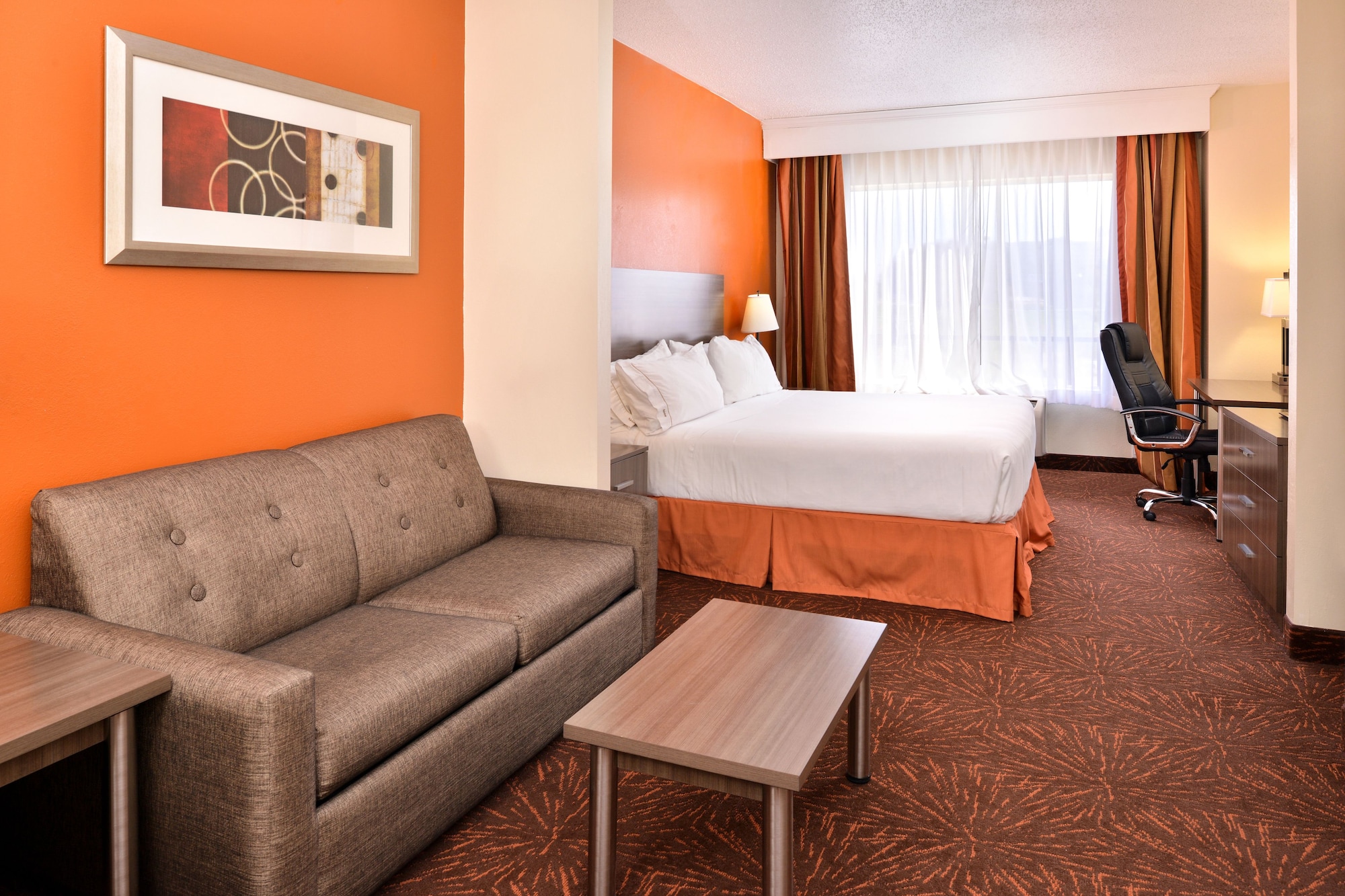 جناح بسرير كينج مع أريكة، Holiday Inn Express Hotel And Suites Chattanooga At Lookout Mtn Tn 5/7