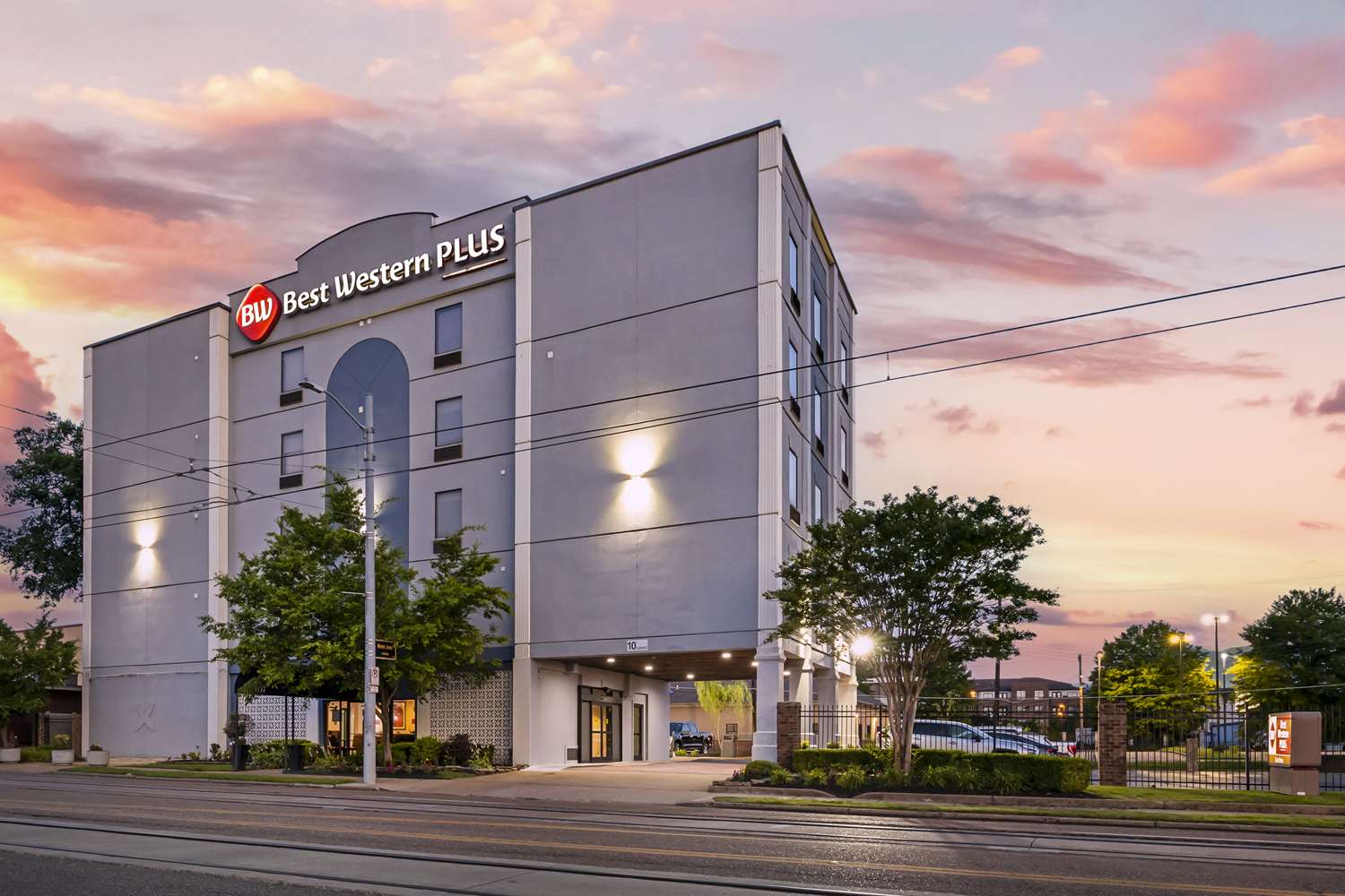 Best Western Plus Gen X Inn 2/30
