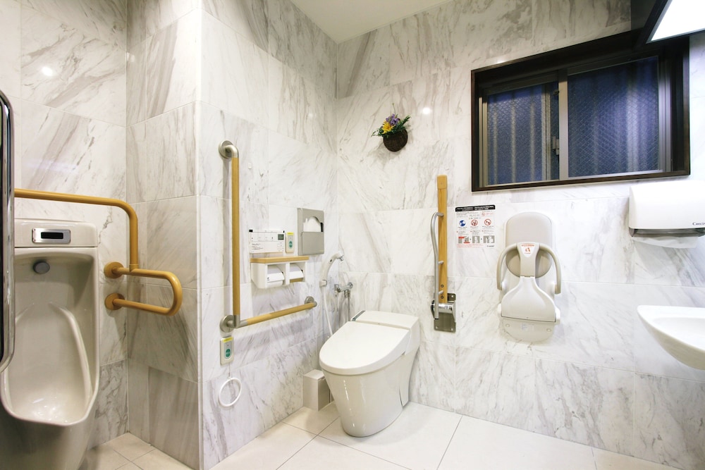 Toyoko Inn Nihonbashi Zeimusho Mae 47/50