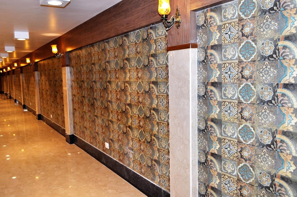 Hotel Continental Blue 11/44