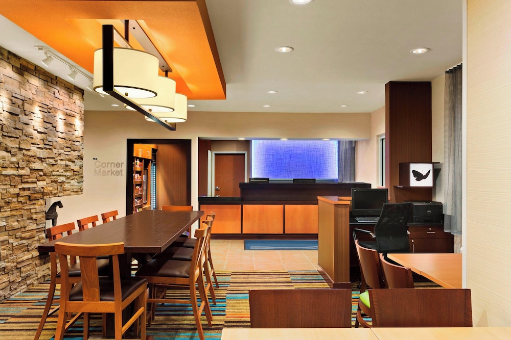 SureStay by Best Western Mount Pleasant Racine 51/61