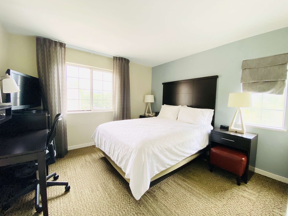 Sonesta Es Suites Dulles Airport 13/63