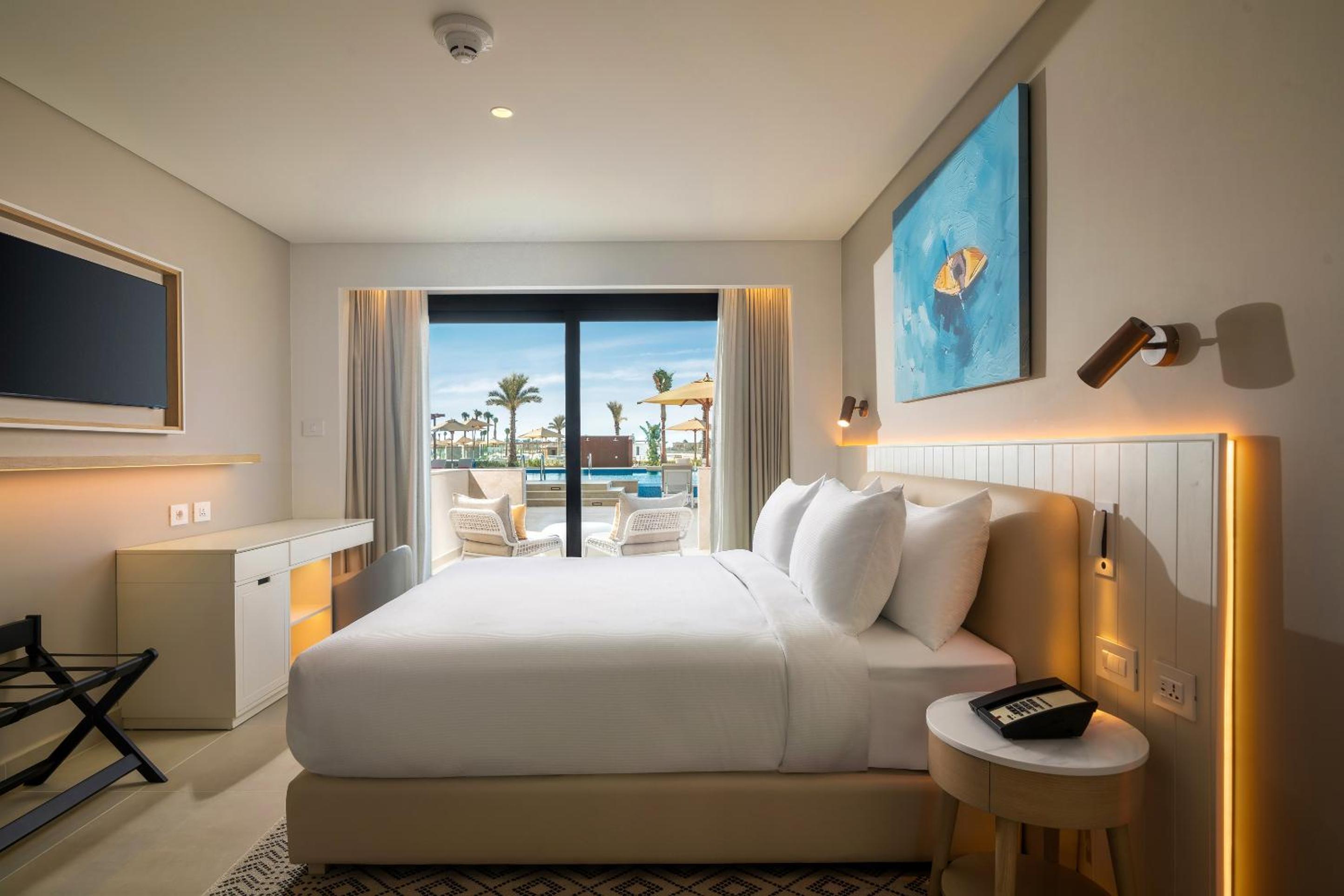 3 Bedrooms, Duplex, Suite, Twin Beds, 2 King Beds, Sea View, Direct Pool Access