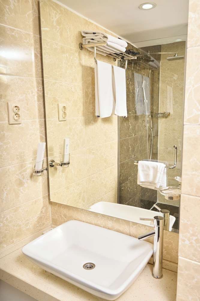 Almaty Hotel 49/50